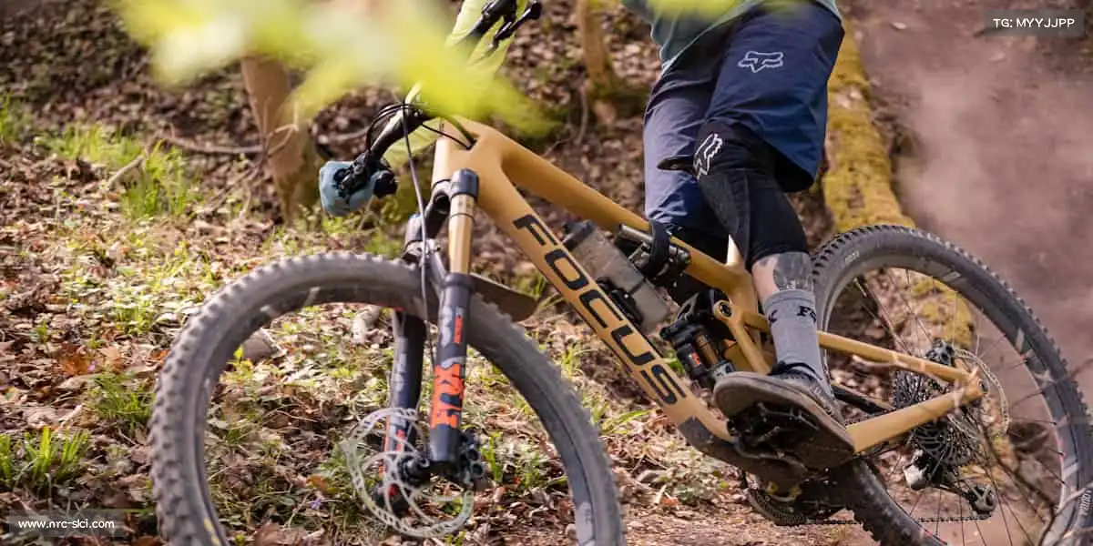 米兰体育赛场如人生,敢拼才会赢!🏅